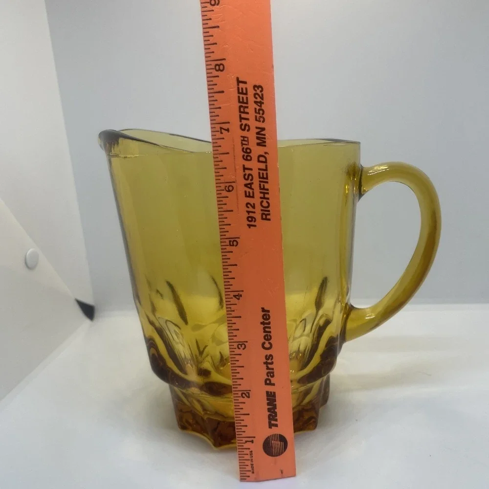 VTG HAZEL ATLAS Amber Glass Thumbprint 64oz Pitcher Heavy Boho Chic Pitcher‎